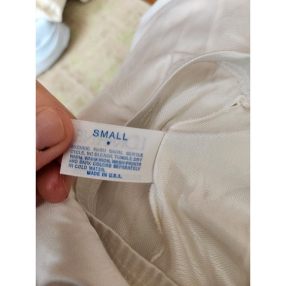 80s White Nylon Half Slip - Picture 5 of 6